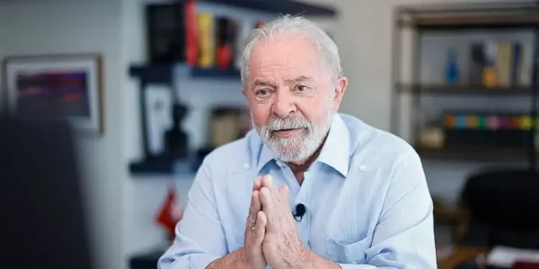 O PRESIDENTE LULA DEVERÁ APOIAR A NANOMEDICINA NO BRASIL